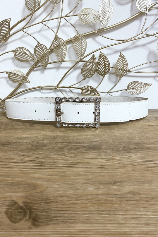 White belt with rectangular buckle decorated with rhinestones - 1