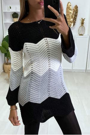 robe pull tricolore