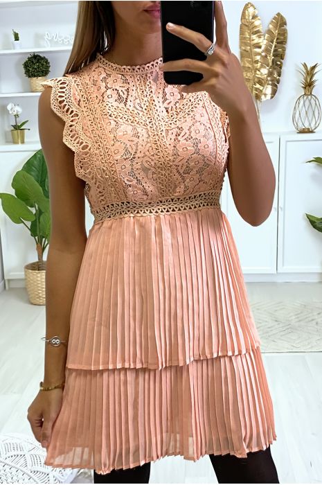 Pink dress with crochet flowers and pleated at the bottom. - 1