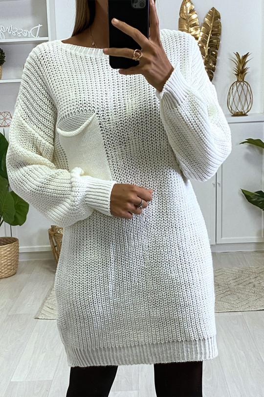Falling white sweater dress with bust pocket - 1