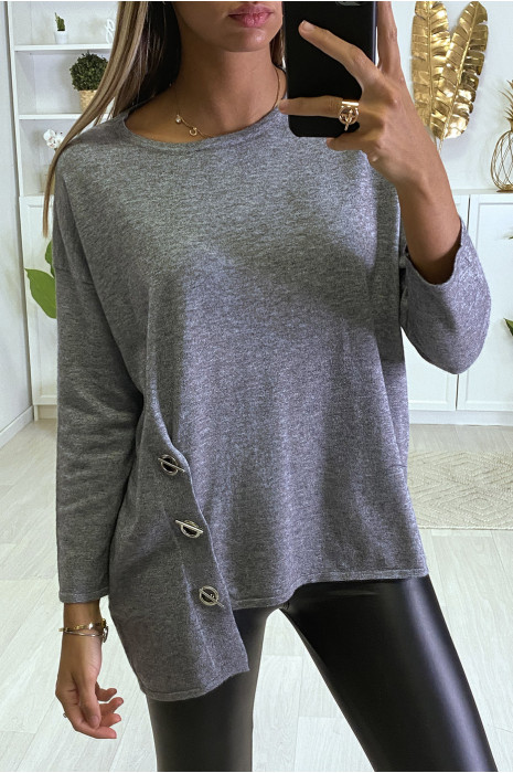 Pull gris pour femme très doux avec oeillets et attaches sur les cotés. - 1