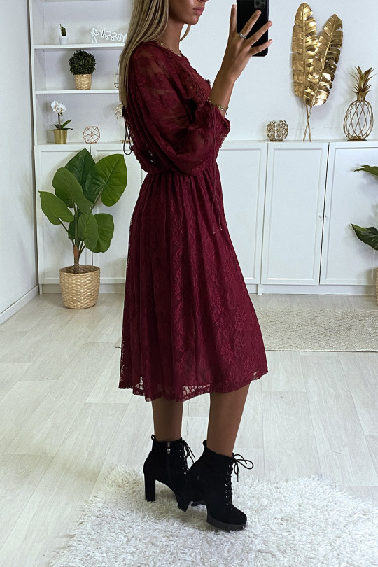 Burgundy dress lined in lace with embroidery - 3