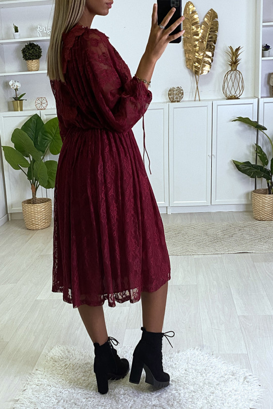 Burgundy dress lined in lace with embroidery - 4